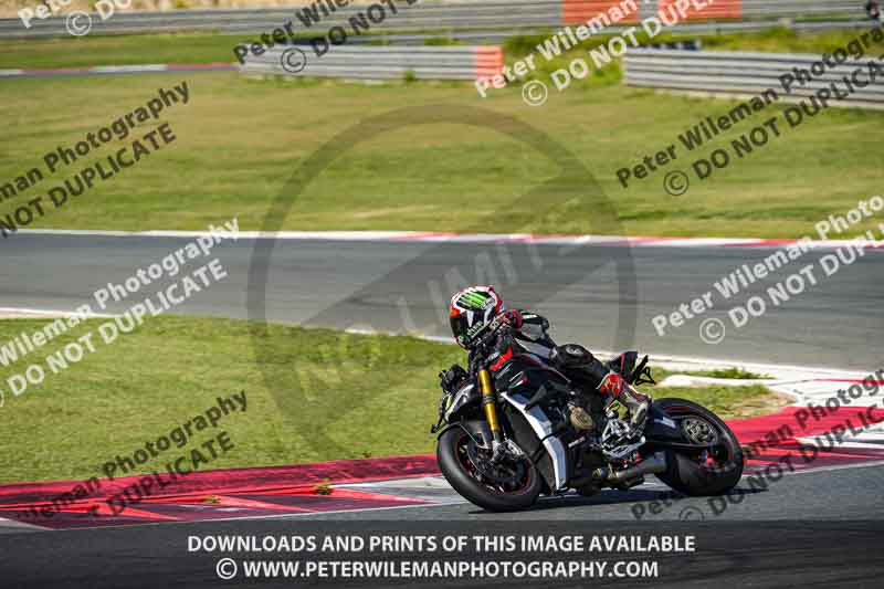 Circuito de Navarra;Spain;event digital images;motorbikes;no limits;peter wileman photography;trackday;trackday digital images